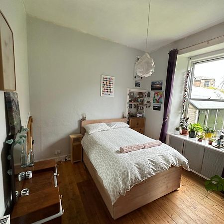 Quirky Apartment In Leith 에든버러 외부 사진